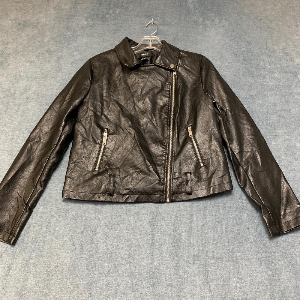 Forever 21 Biker Jacket Womens Medium Black Faux Leather Asymmetric Zip Pockets